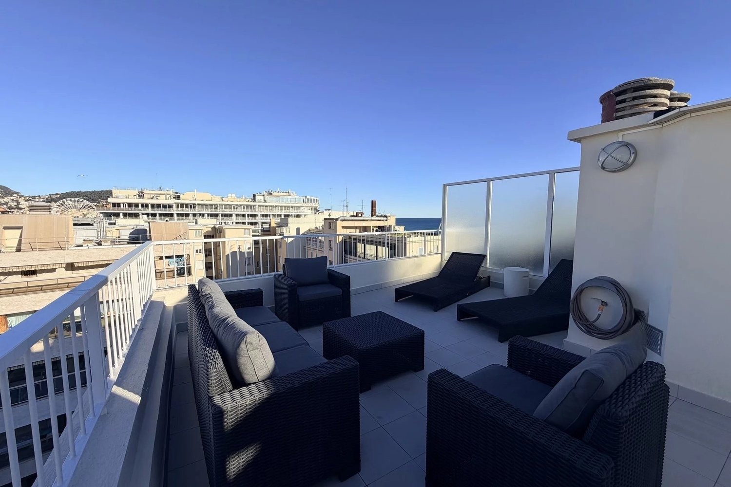 Property photo in Carre d'Or