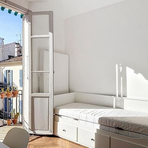 Property in Carre d'Or