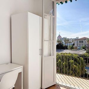 Property in Carre d'Or