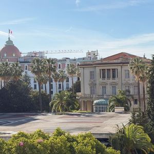 Property in Carre d'Or