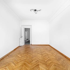 Property in Carre d'Or