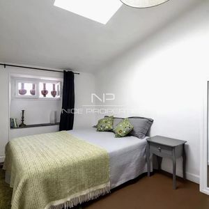 Property in Carre d'Or