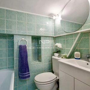 Property in Carre d'Or