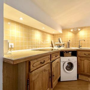 Property in Carre d'Or