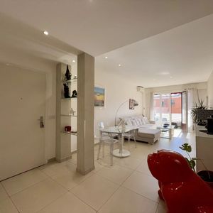 Property in Carre d'Or