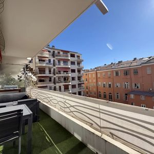 Property in Carre d'Or