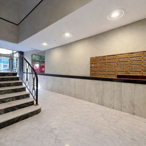 Property in Carre d'Or