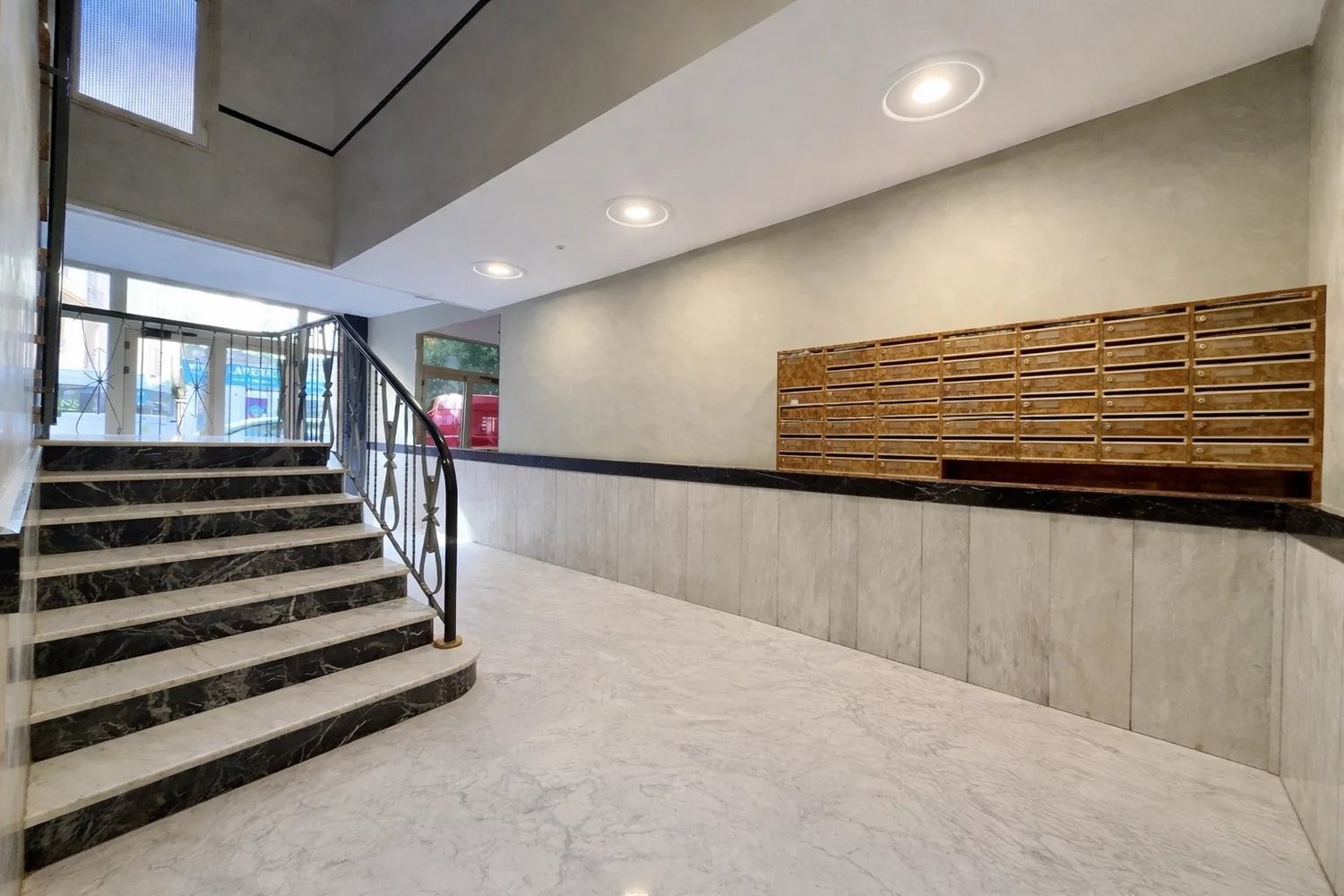 Property photo in Carre d'Or