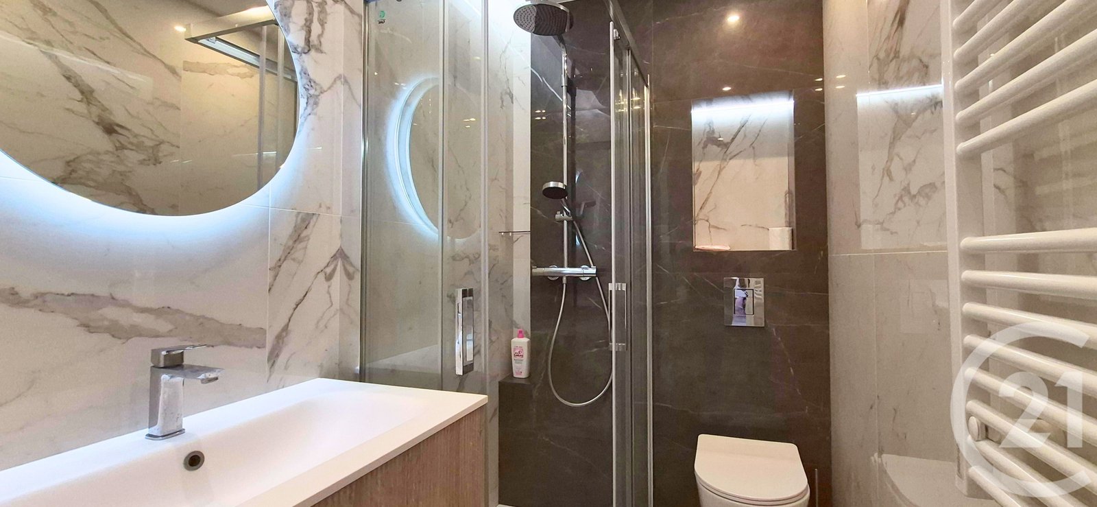 Property photo in Carre d'Or