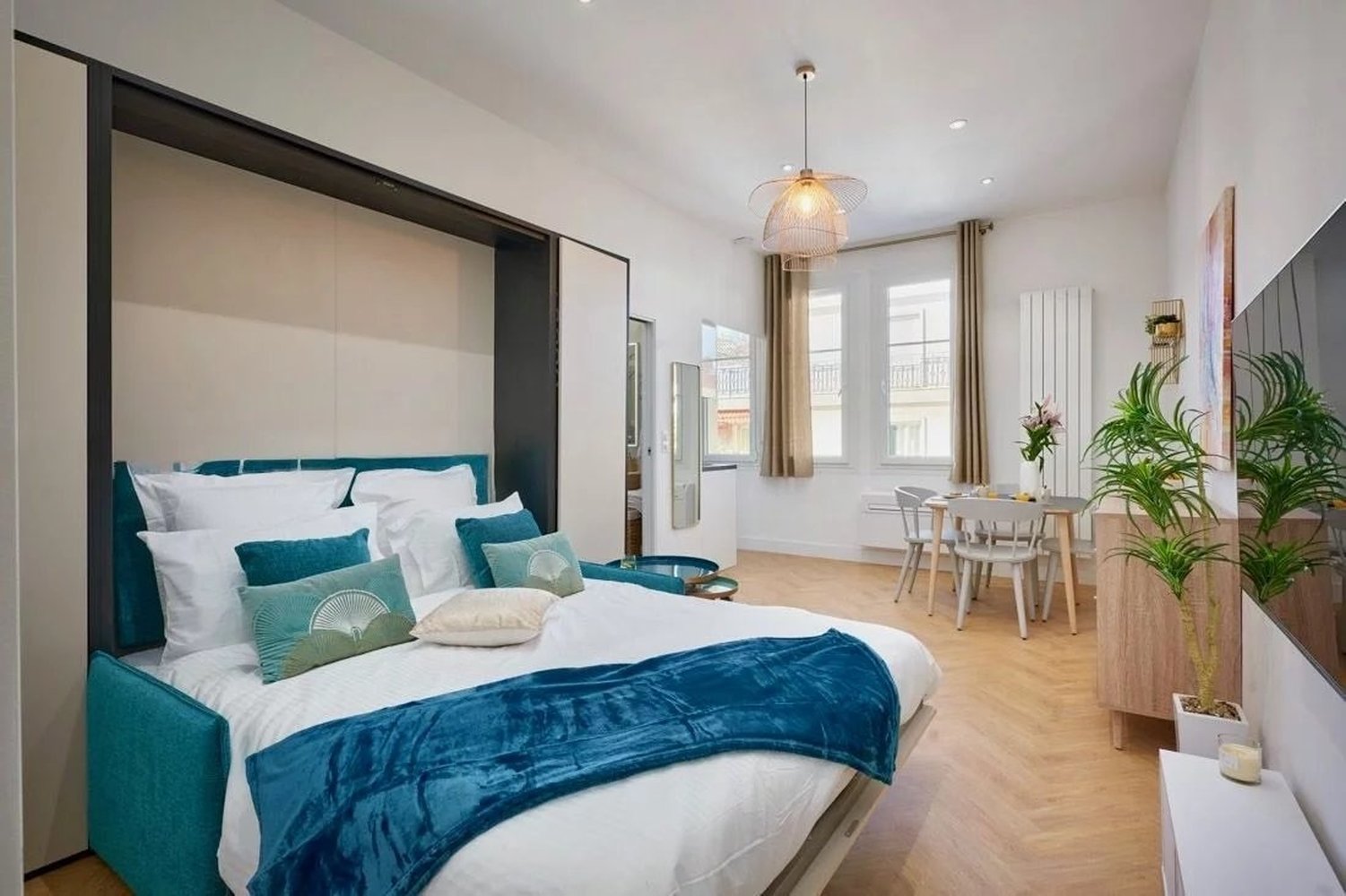 Property photo in Carre d'Or