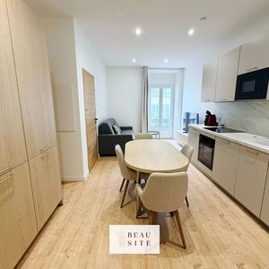 Property in Carre d'Or