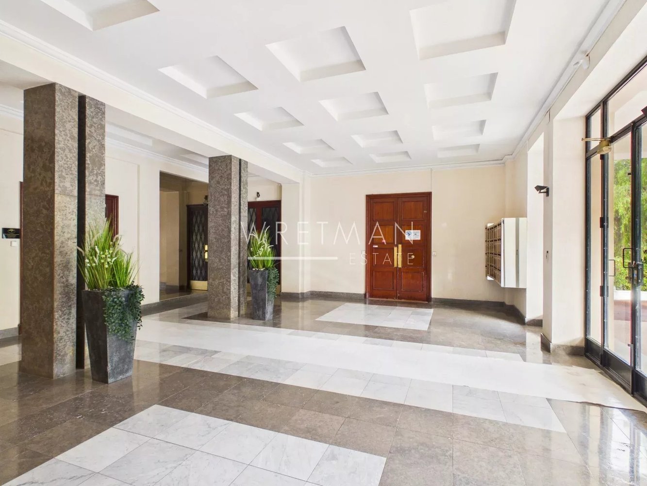 Property photo in Carre d'Or