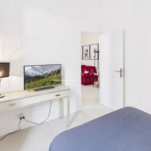 Property in Carre d'Or