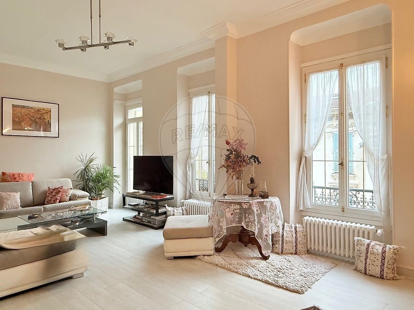 Property photo in Carre d'Or