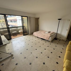 Property in Carre d'Or