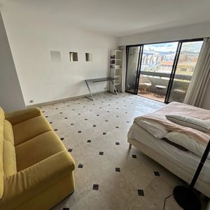 Property in Carre d'Or