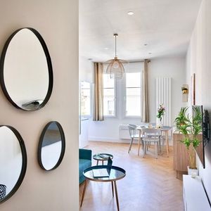 Property in Carre d'Or