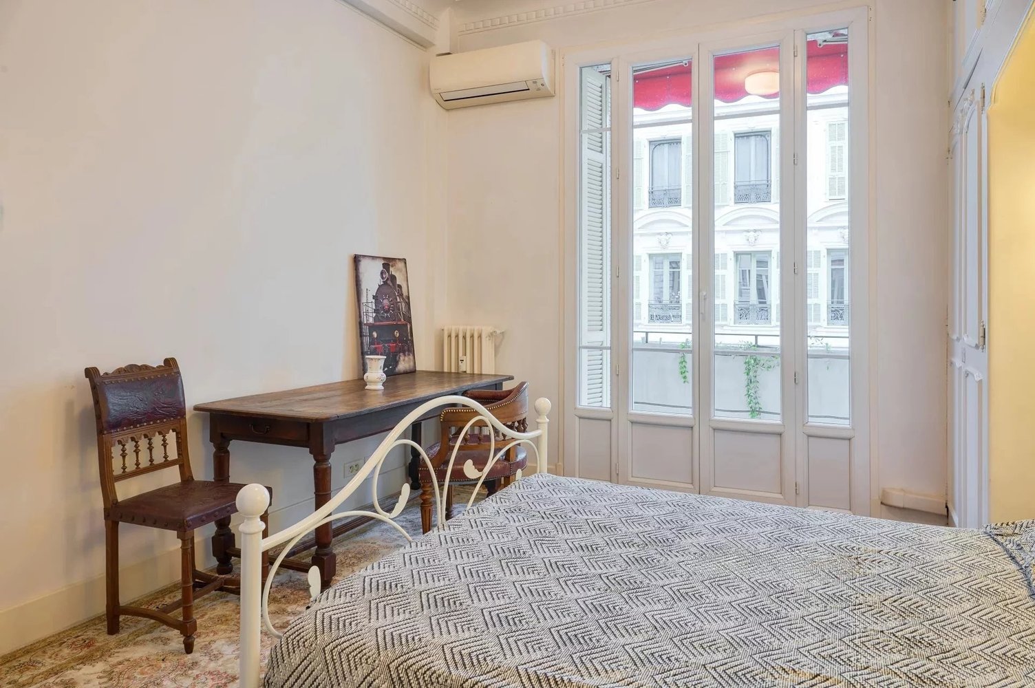 Property photo in Musicians Quarter