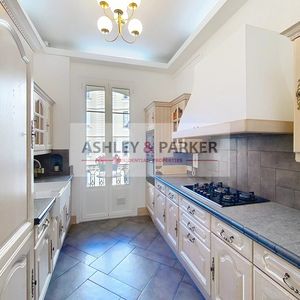 Property in Musicians Quarter