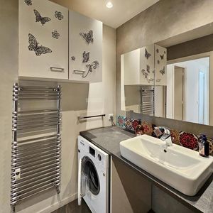 Property in Musicians Quarter