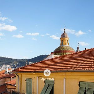 Property in Old Town