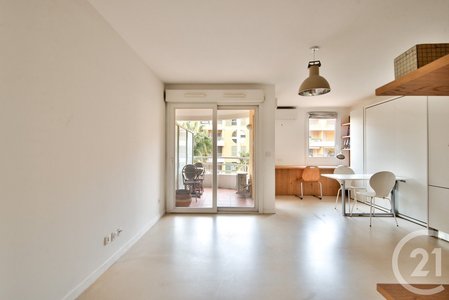 Property photo in Port