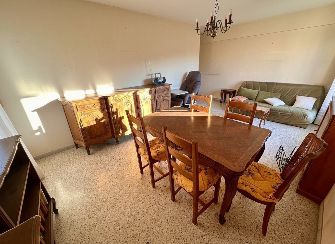 Property photo in Port