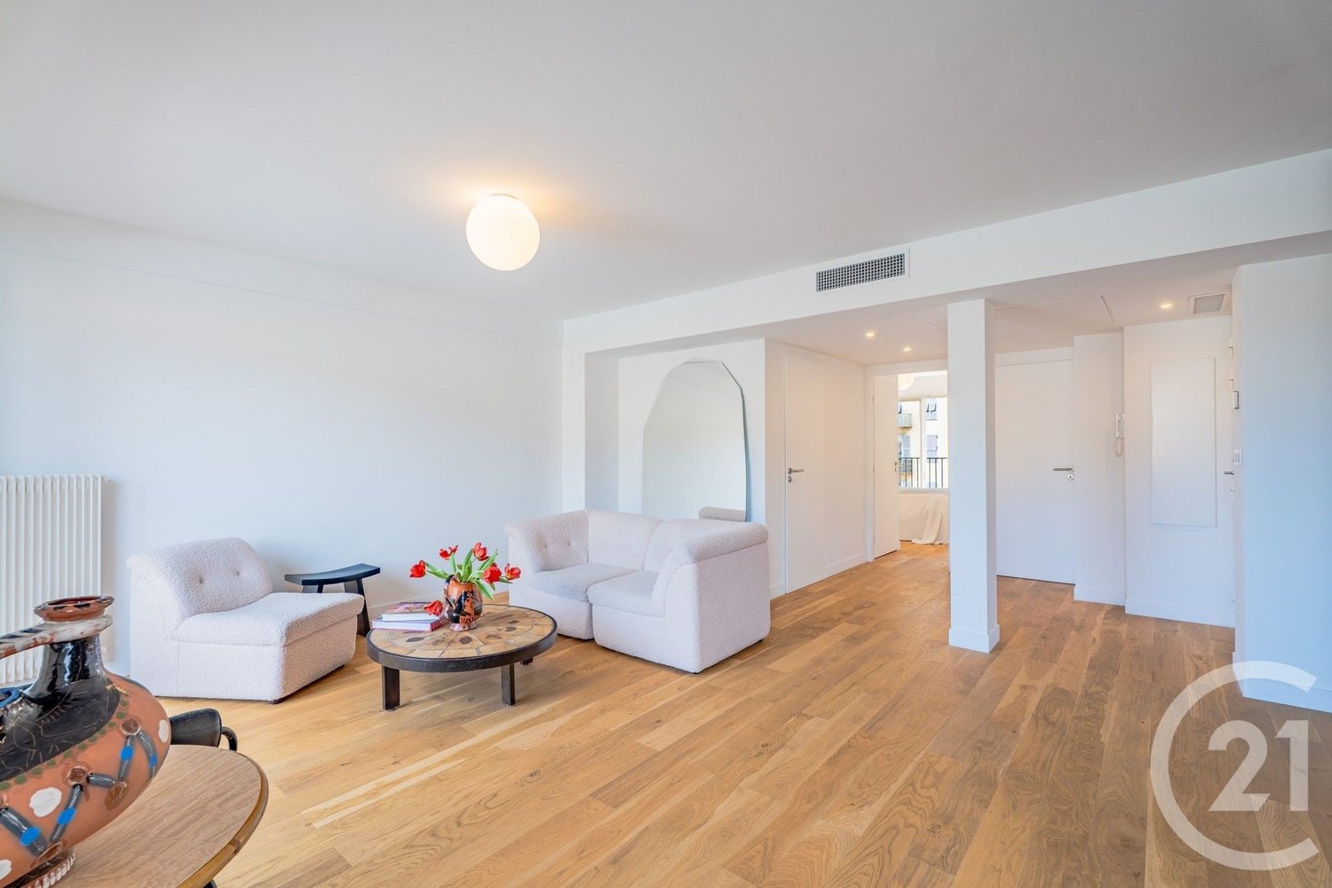 Property photo in Port