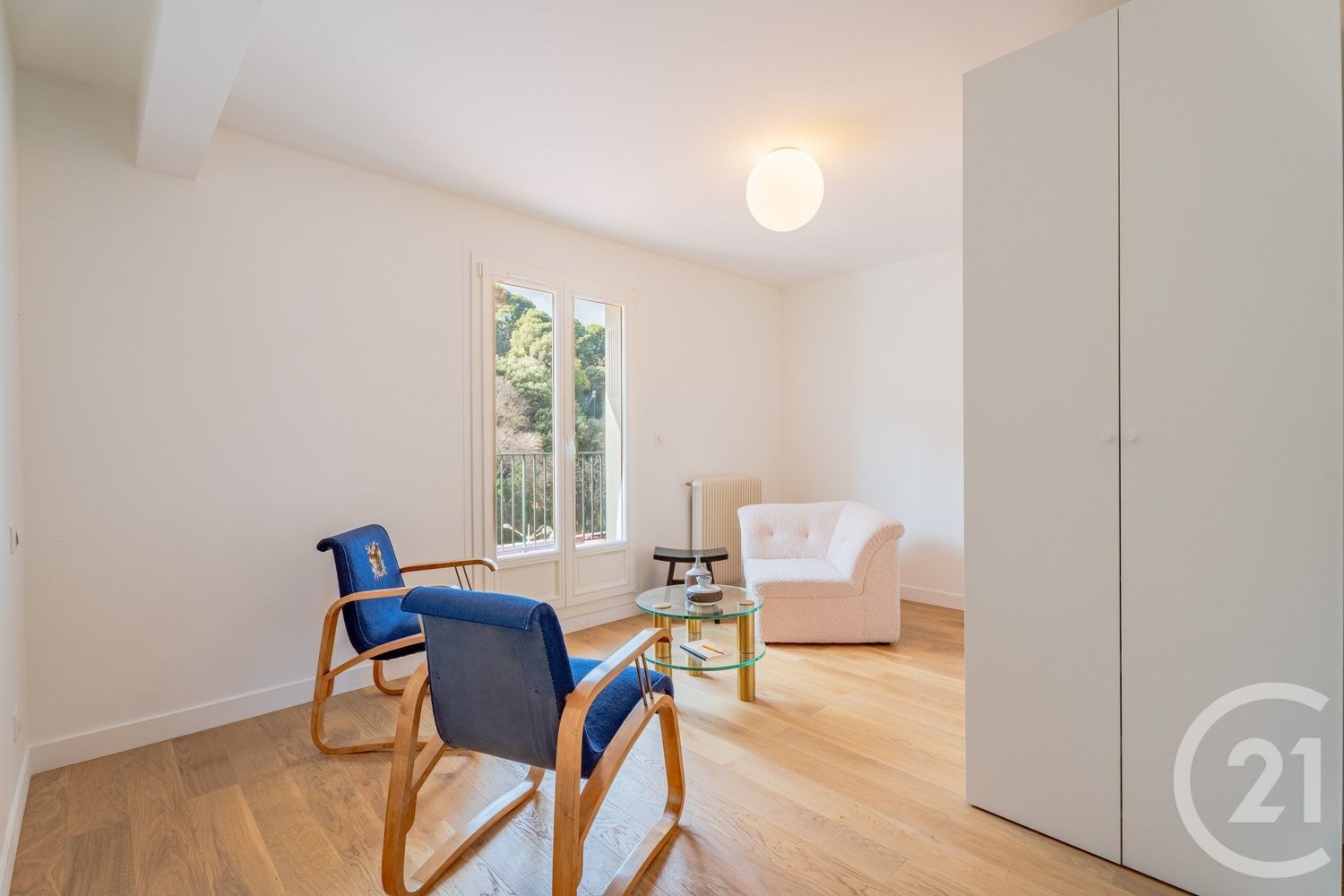 Property photo in Port