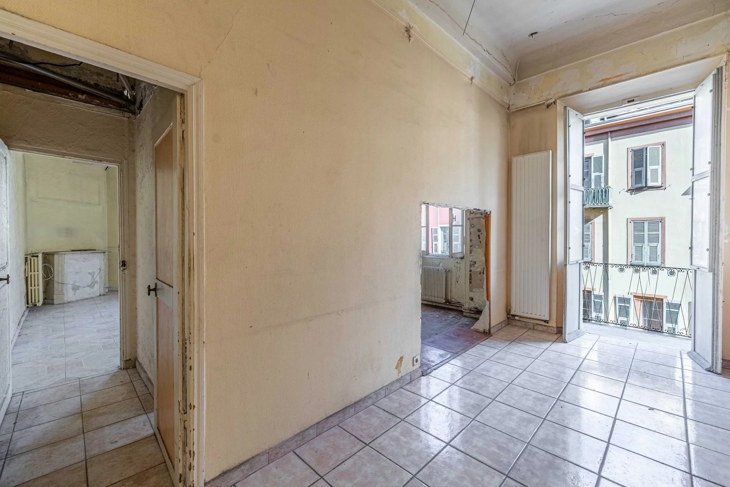 Property photo in Port