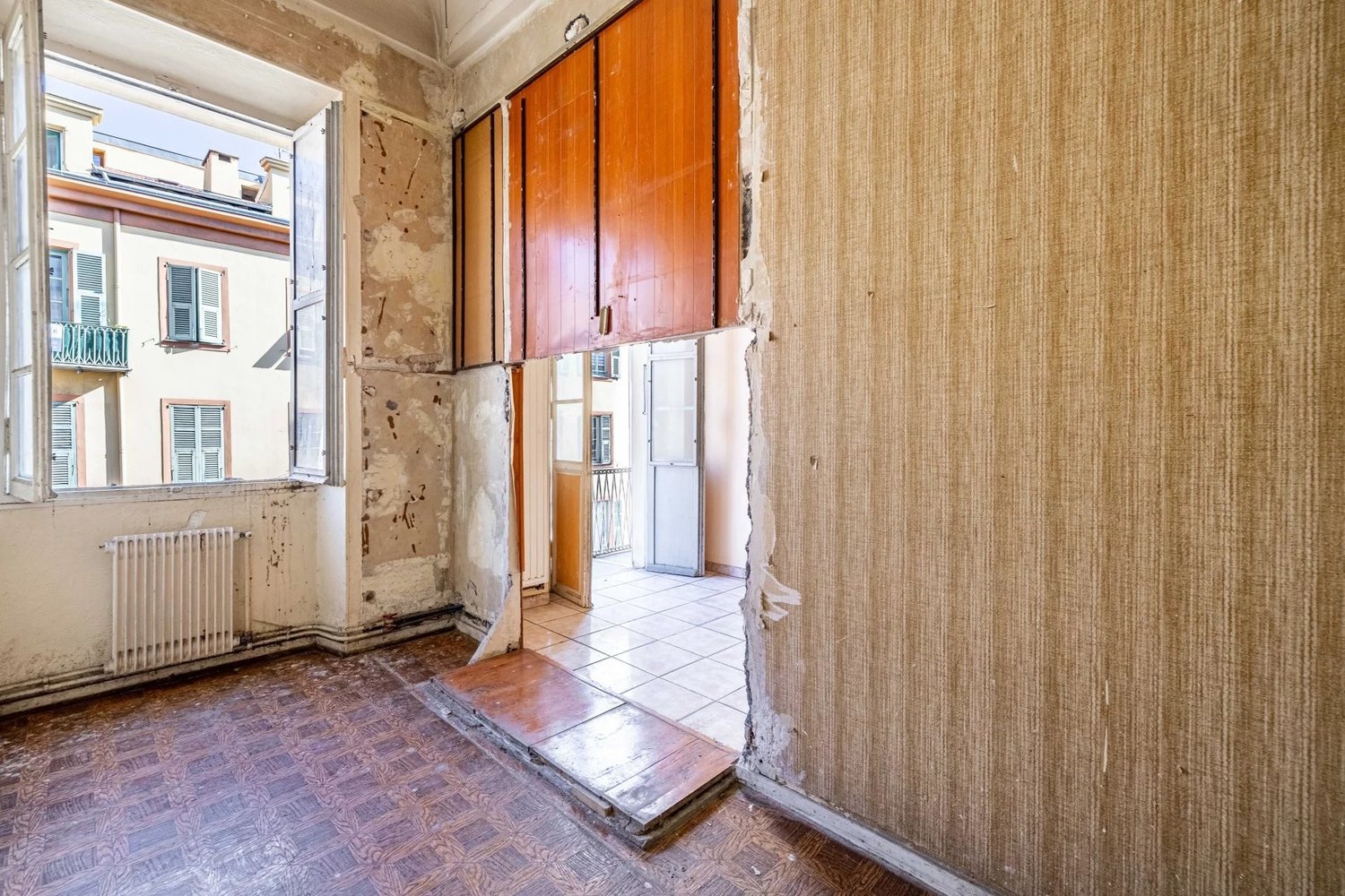 Property photo in Port