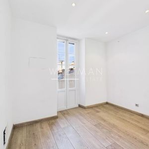 Property in Carre d'Argent