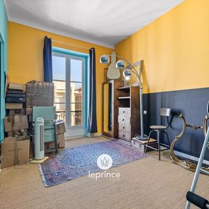 Property in Carre d'Argent