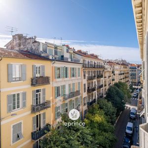 Property in Carre d'Argent