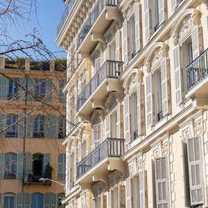 Property in Carre d'Argent