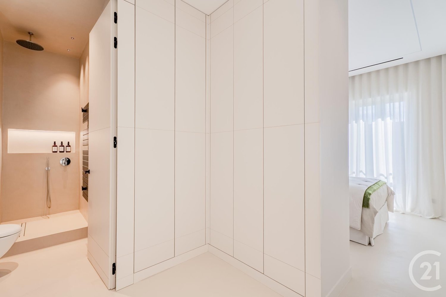 Property photo in Carre d'Argent