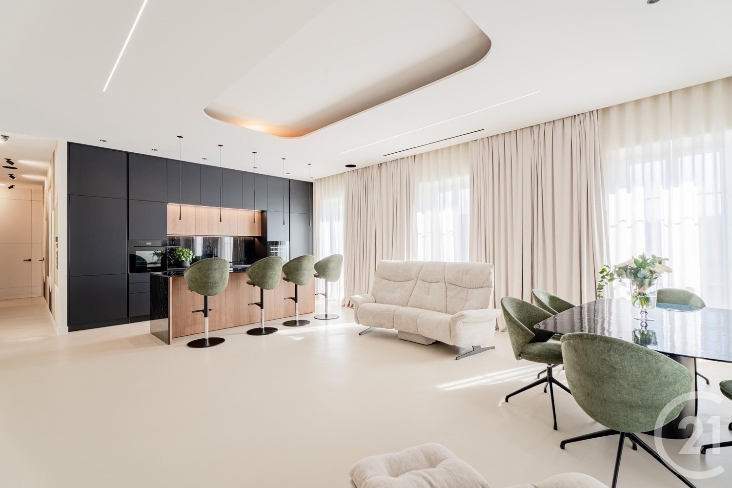 Property photo in Carre d'Argent