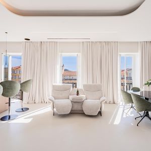 Property in Carre d'Argent