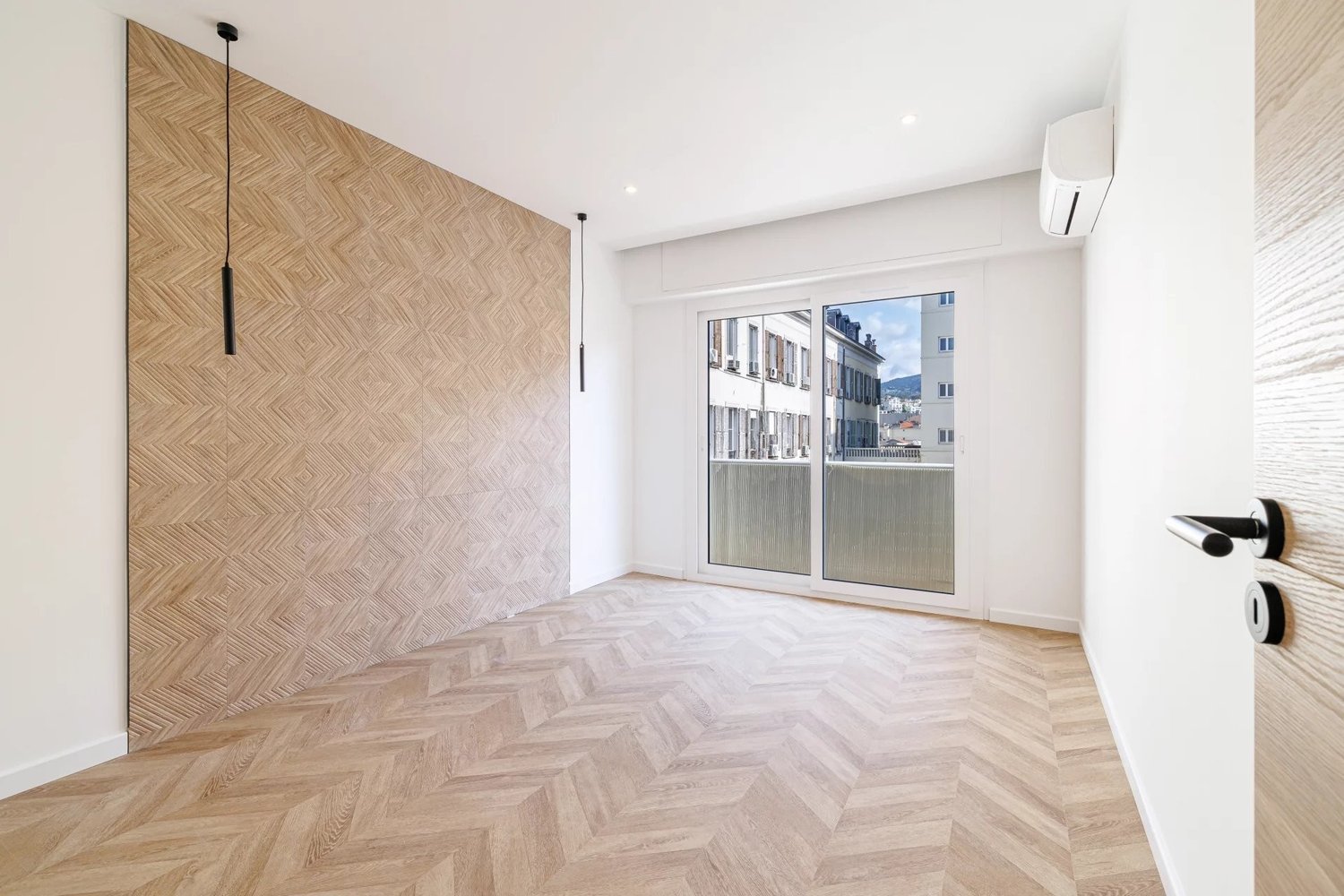 Property photo in Carre d'Or