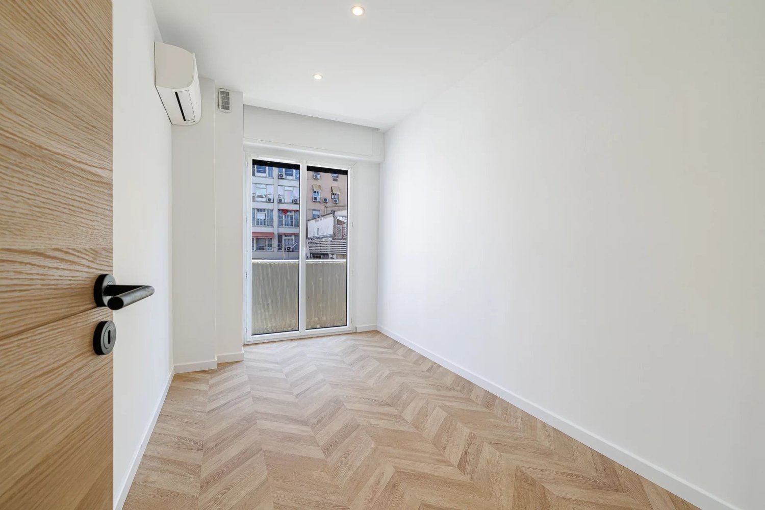 Property photo in Carre d'Or