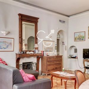 Property in Carre d'Argent