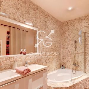 Property in Carre d'Argent