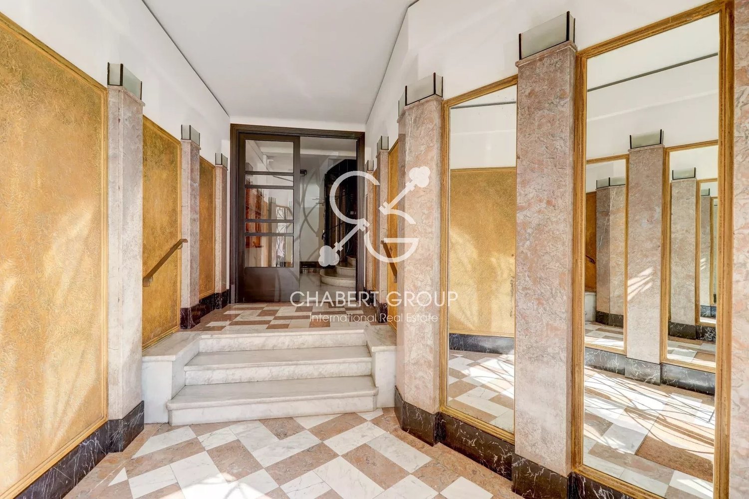 Property photo in Carre d'Argent