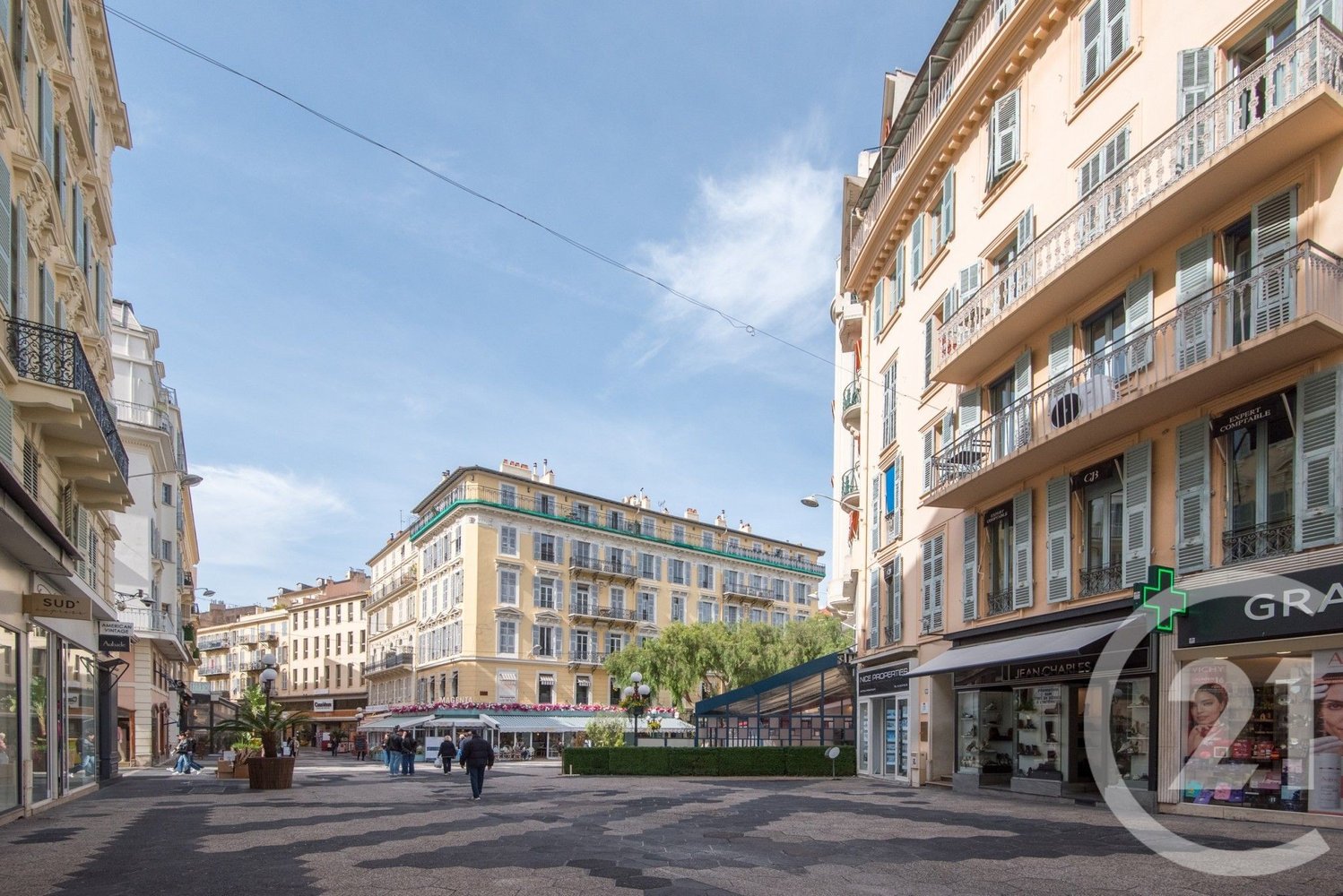 Property photo in Carre d'Argent