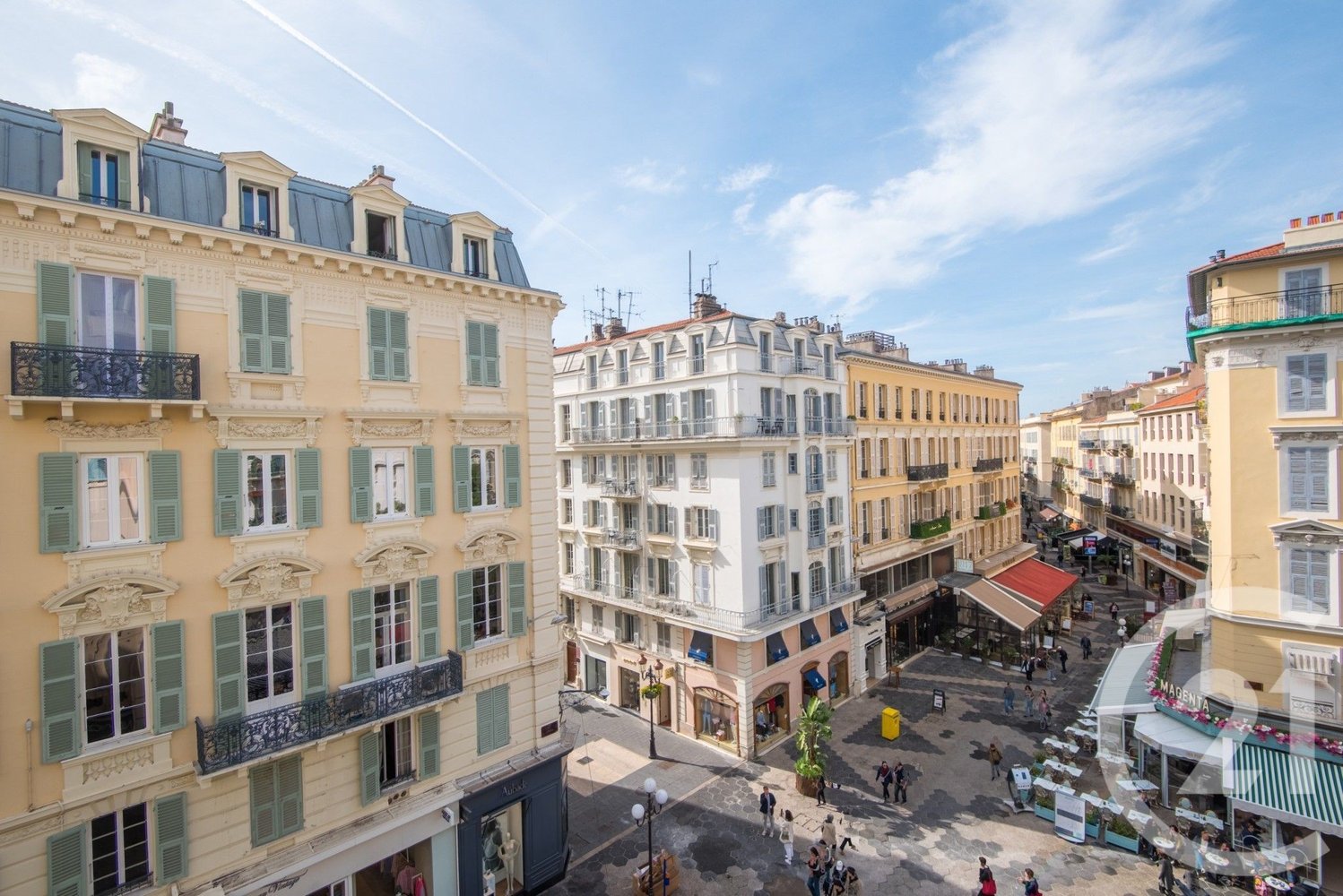 Property photo in Carre d'Argent