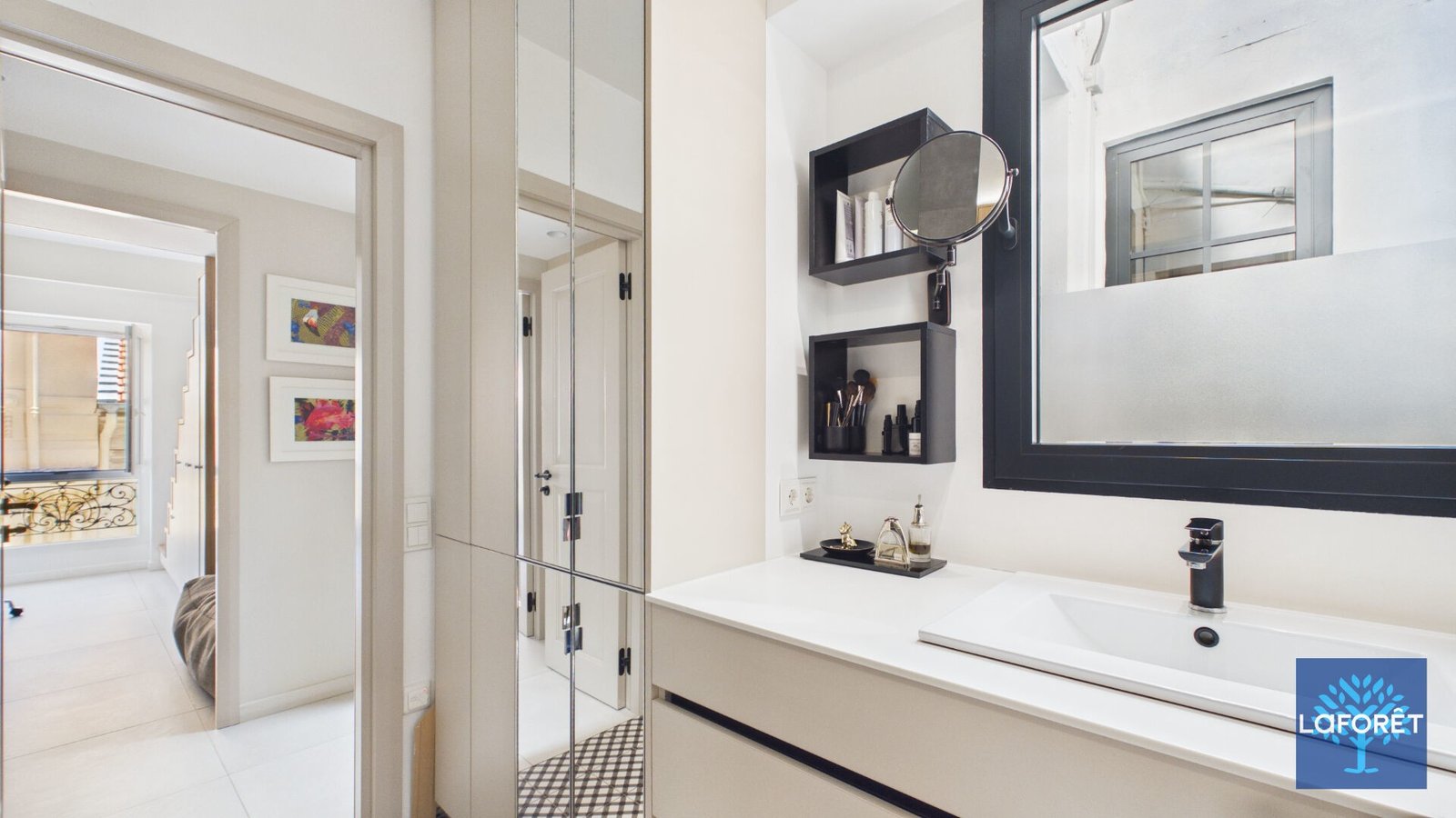 Property photo in Carre d'Argent