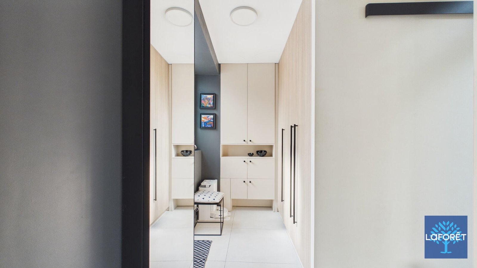 Property photo in Carre d'Argent