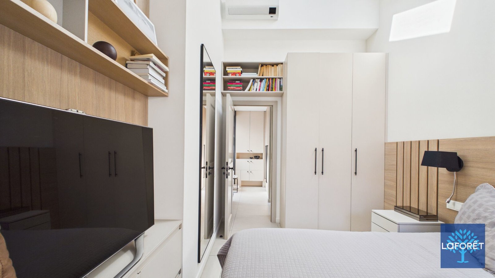 Property photo in Carre d'Argent