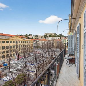 Property in Carre d'Argent