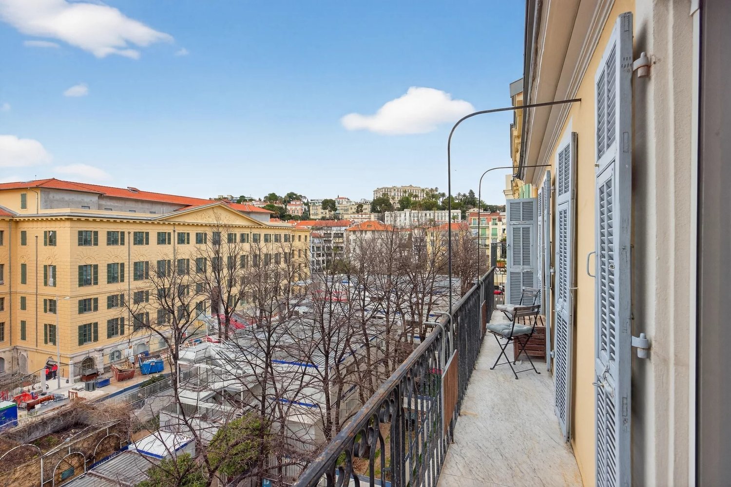 Property photo in Carre d'Argent